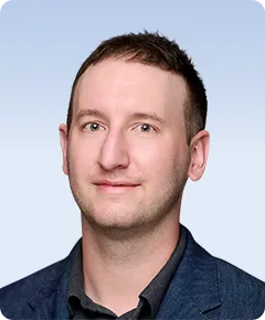 NEW_Aaron Zeman_240x290_rounded blue-ee5a4c1