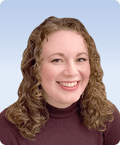 NEW_Kyra Twohy_240x290_rounded blue